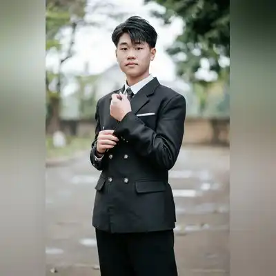 成冬芷